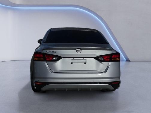 2023 Nissan Altima S FWD