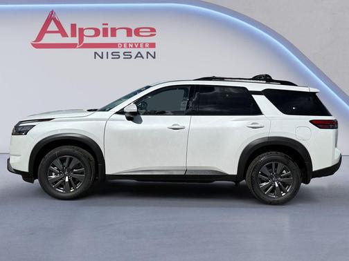 2025 Nissan Pathfinder SV 4WD