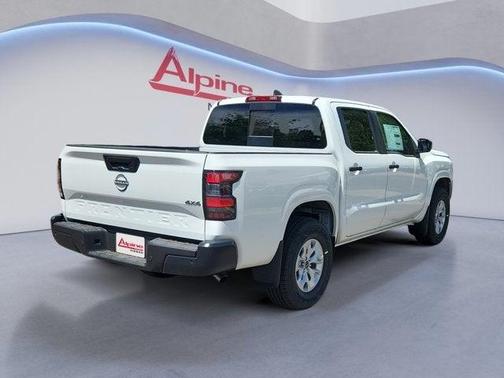 2025 Nissan Frontier S