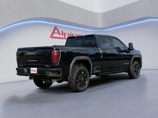 2024 GMC Sierra 2500 AT4