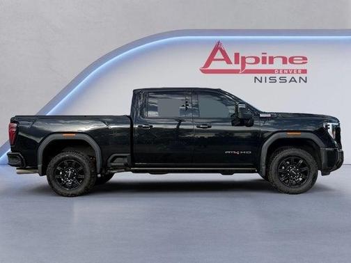 2024 GMC Sierra 2500 AT4
