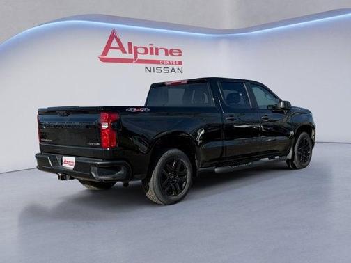 2022 Chevrolet Silverado 1500 Custom