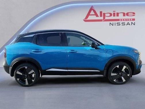 2025 Nissan Kicks SR