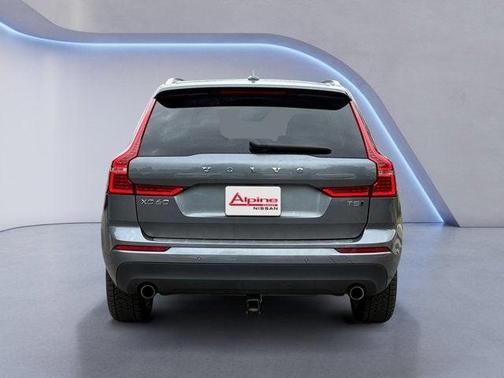 2021 Volvo XC60 T5 Momentum