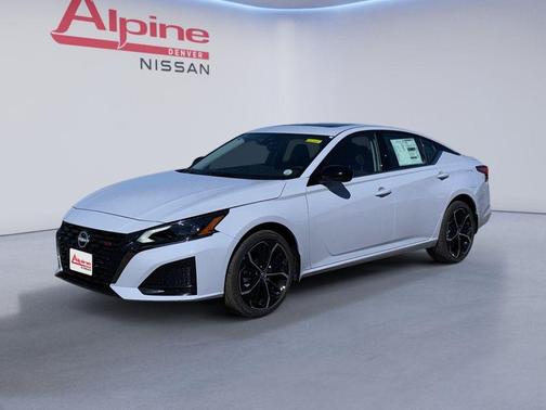 2025 Nissan Altima SR
