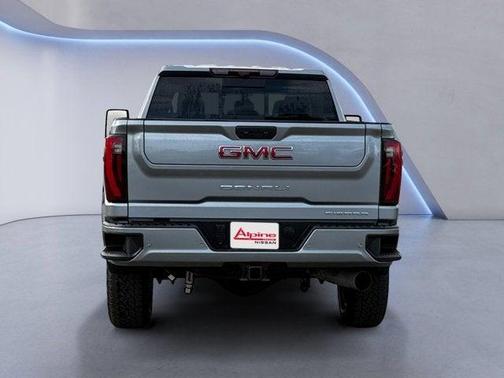 2024 GMC Sierra 2500 Denali