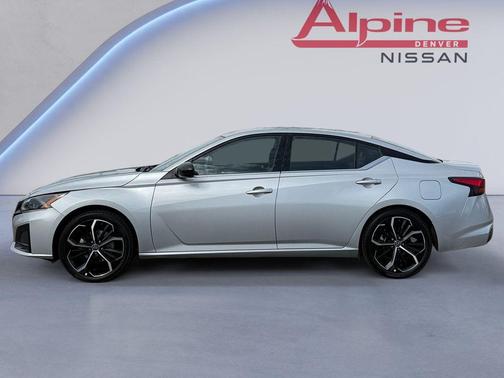 2024 Nissan Altima SR FWD
