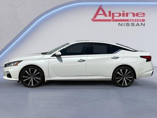 2021 Nissan Altima 2.5 Platinum