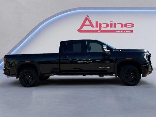2024 GMC Sierra 2500 AT4