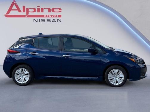 2025 Nissan Leaf S