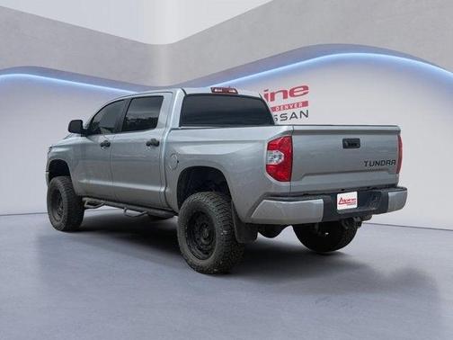 2018 Toyota Tundra SR5
