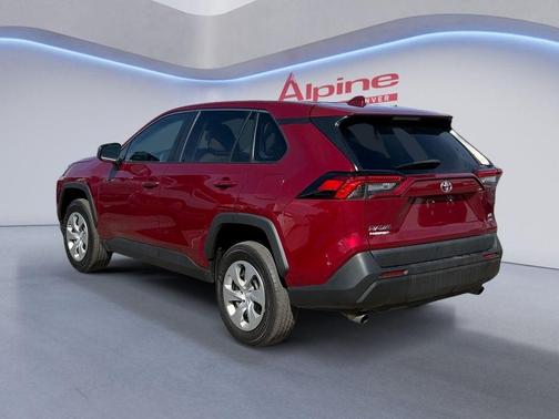 2022 Toyota RAV4 LE