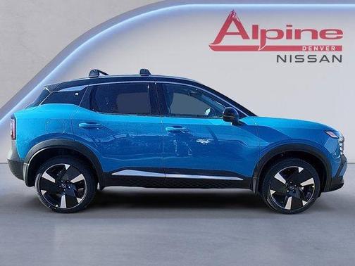 2025 Nissan Kicks SR