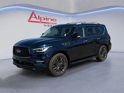 2022 INFINITI QX80 Luxe