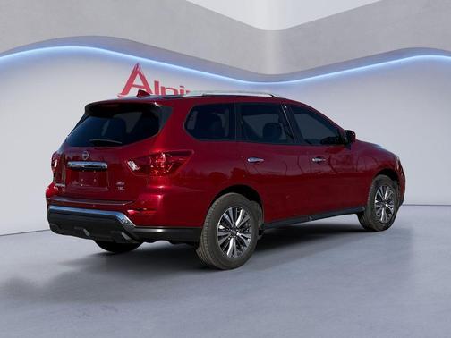 2019 Nissan Pathfinder SL