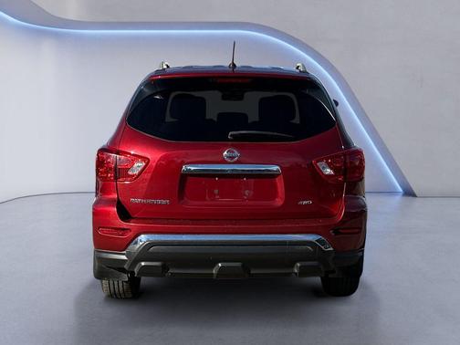 2017 Nissan Pathfinder S