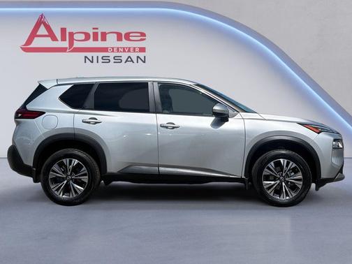 Brilliant Silver Metallic 2023 Nissan Rogue SV