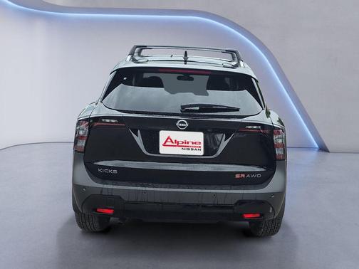 2026 Nissan Kicks SR