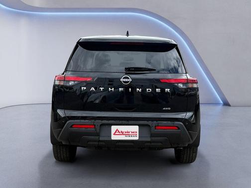 2025 Nissan Pathfinder S
