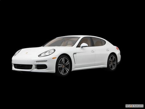 2014 Porsche Panamera 4