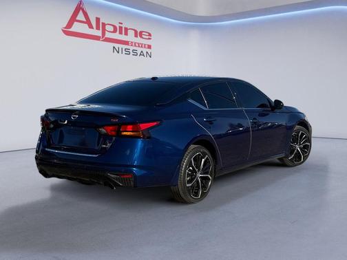 2023 Nissan Altima SR Intelligent AWD