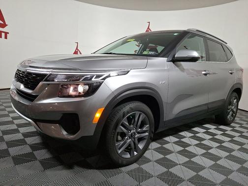 2023 Kia Seltos S
