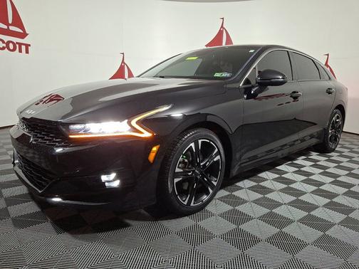 2022 Kia K5 GT-Line
