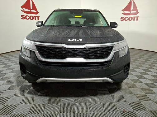 2022 Kia Seltos EX