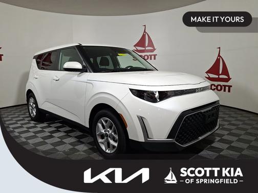 Snow White Pearl 2025 Kia Soul LX