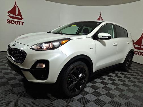 2022 Kia Sportage LX