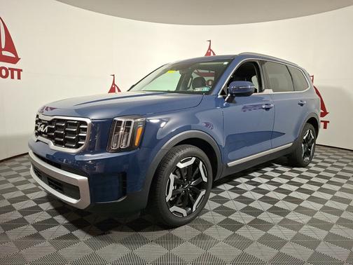 Midnight Lake Blue 2024 Kia Telluride S