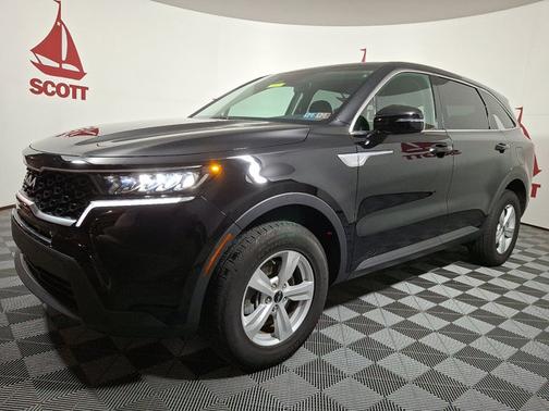 2023 Kia Sorento LX