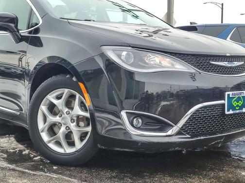 2018 Chrysler Pacifica Touring-L Plus