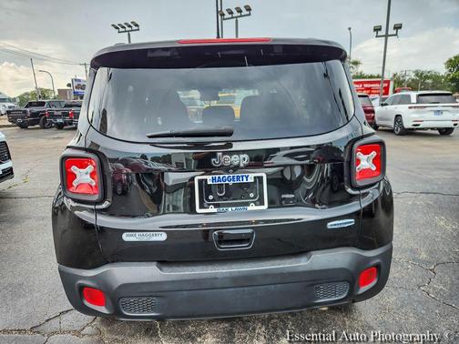 Black Clearcoat 2019 Jeep Renegade Latitude