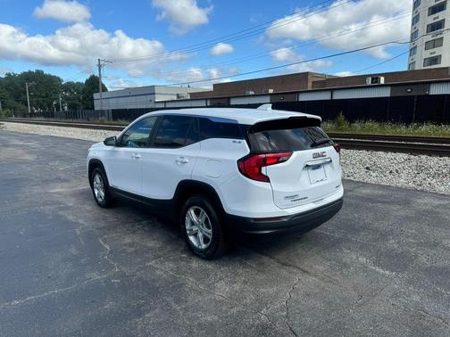 2021 GMC Terrain SLE