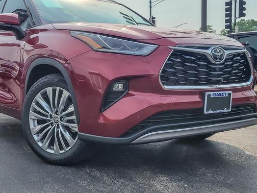 2024 Toyota Highlander Platinum