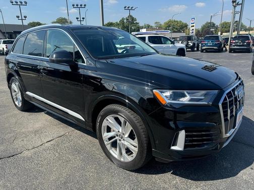 2020 Audi Q7 55 Premium Plus