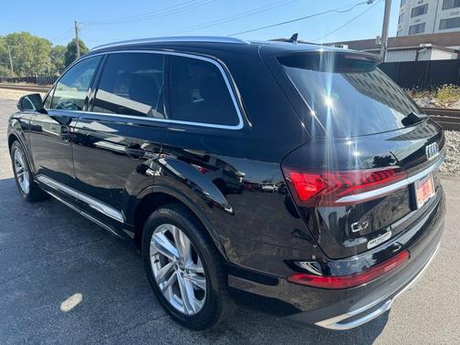 2020 Audi Q7 55 Premium Plus