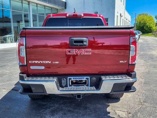 Red Quartz Tintcoat 2020 GMC Canyon SLT