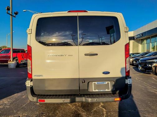 2016 Ford Transit-150 XL
