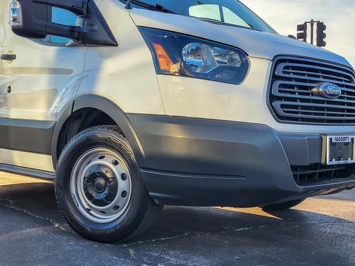 2016 Ford Transit-150 XL