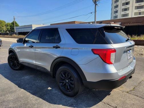 2021 Ford Explorer Base