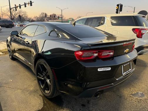 2022 Chevrolet Camaro 1LT
