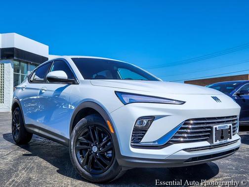 Summit White 2025 Buick Envista Preferred