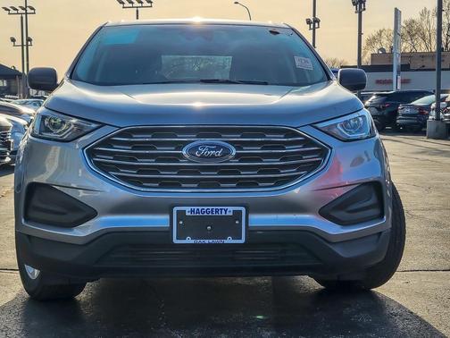 2021 Ford Edge SE