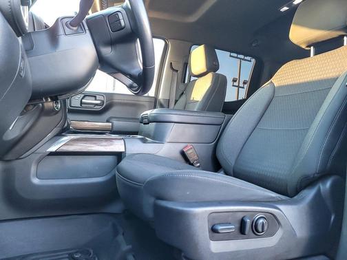 2022 Chevrolet Silverado 1500 Limited LT Trail Boss