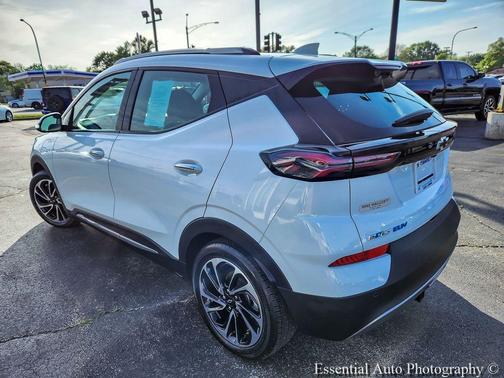 Summit White 2023 Chevrolet Bolt EUV Premier