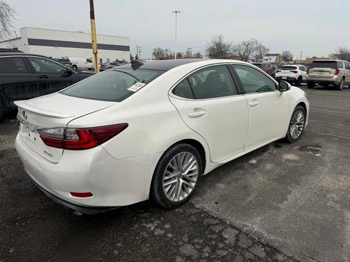 2016 Lexus ES 350 Base