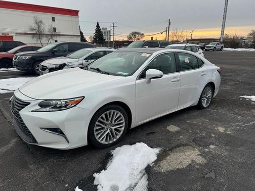 2016 Lexus ES 350 Base