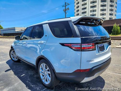 Fuji White 2017 Land Rover Discovery HSE